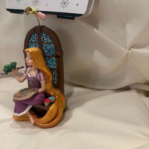 Disney Store Artist Sketchbook Tangled Princess Rapunzel Figurine Ornament NWT - Picture 5 of 7